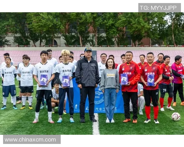 杭州足球队的意识提升与发展探讨聚焦足球文化的传承与创新